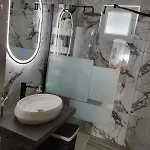 Apartman Prostrani Moona - Blizu Centra Grada Sa Pogledom Na I Garazom Split